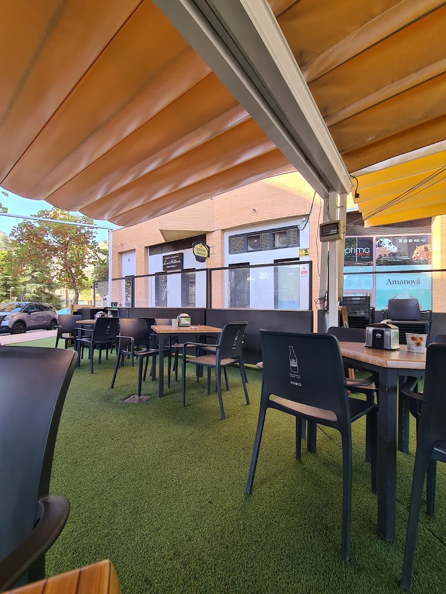 Cafeteria La Matinee